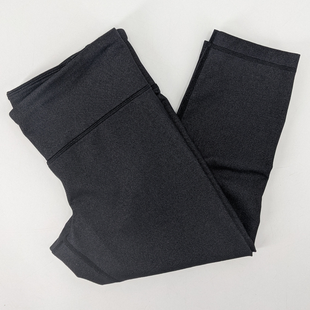 UNDER ARMOUR Cropped Leggings Active Pants